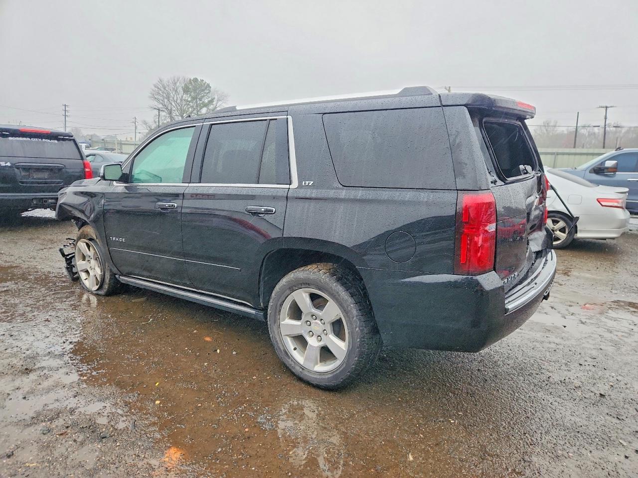 2016 CHEVROLET Tahoe