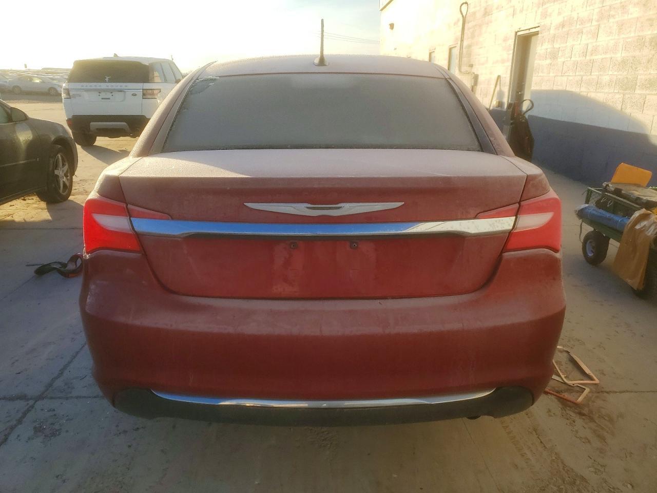 2013 CHRYSLER 200
