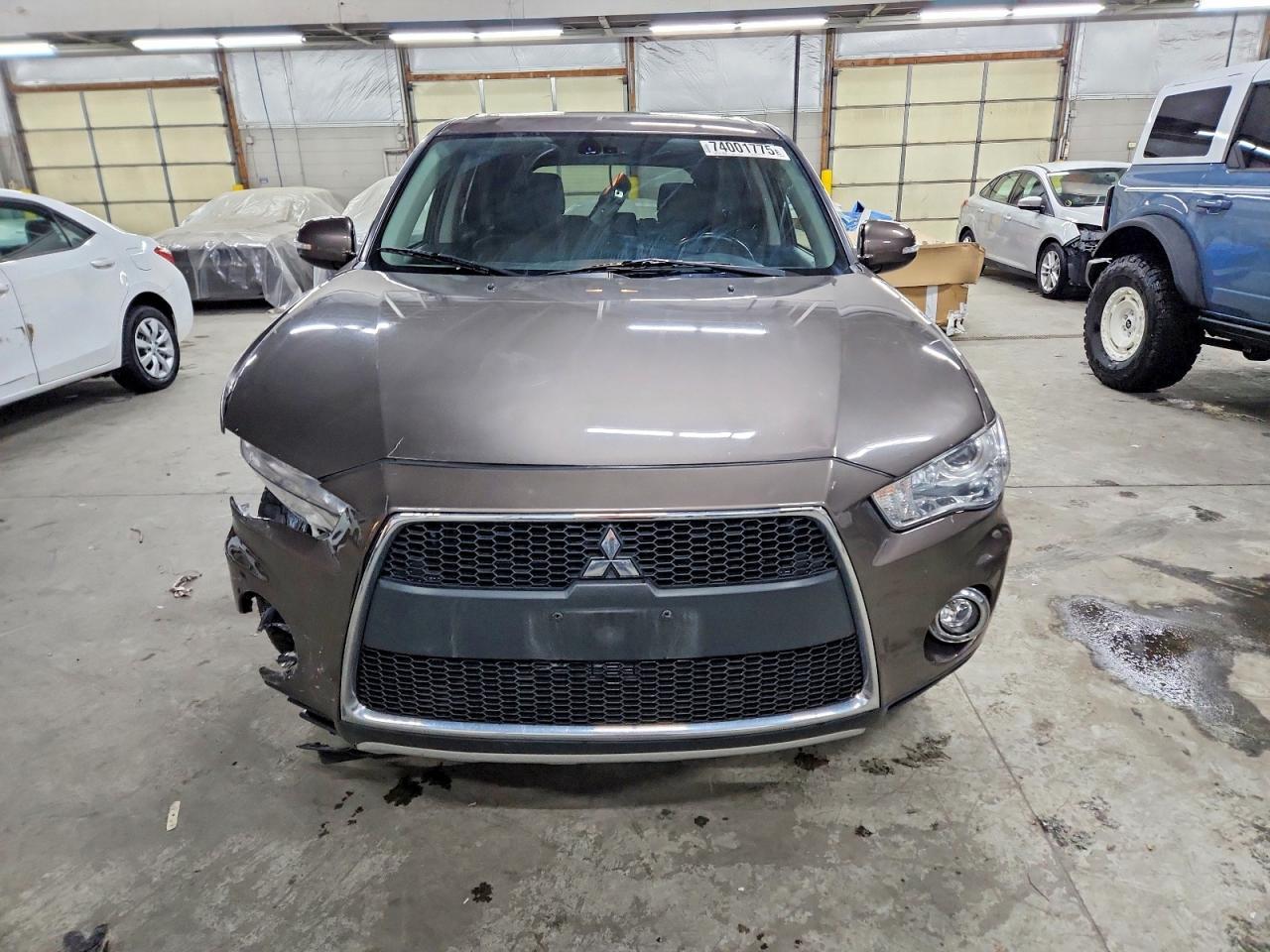 2012 MITSUBISHI outlander