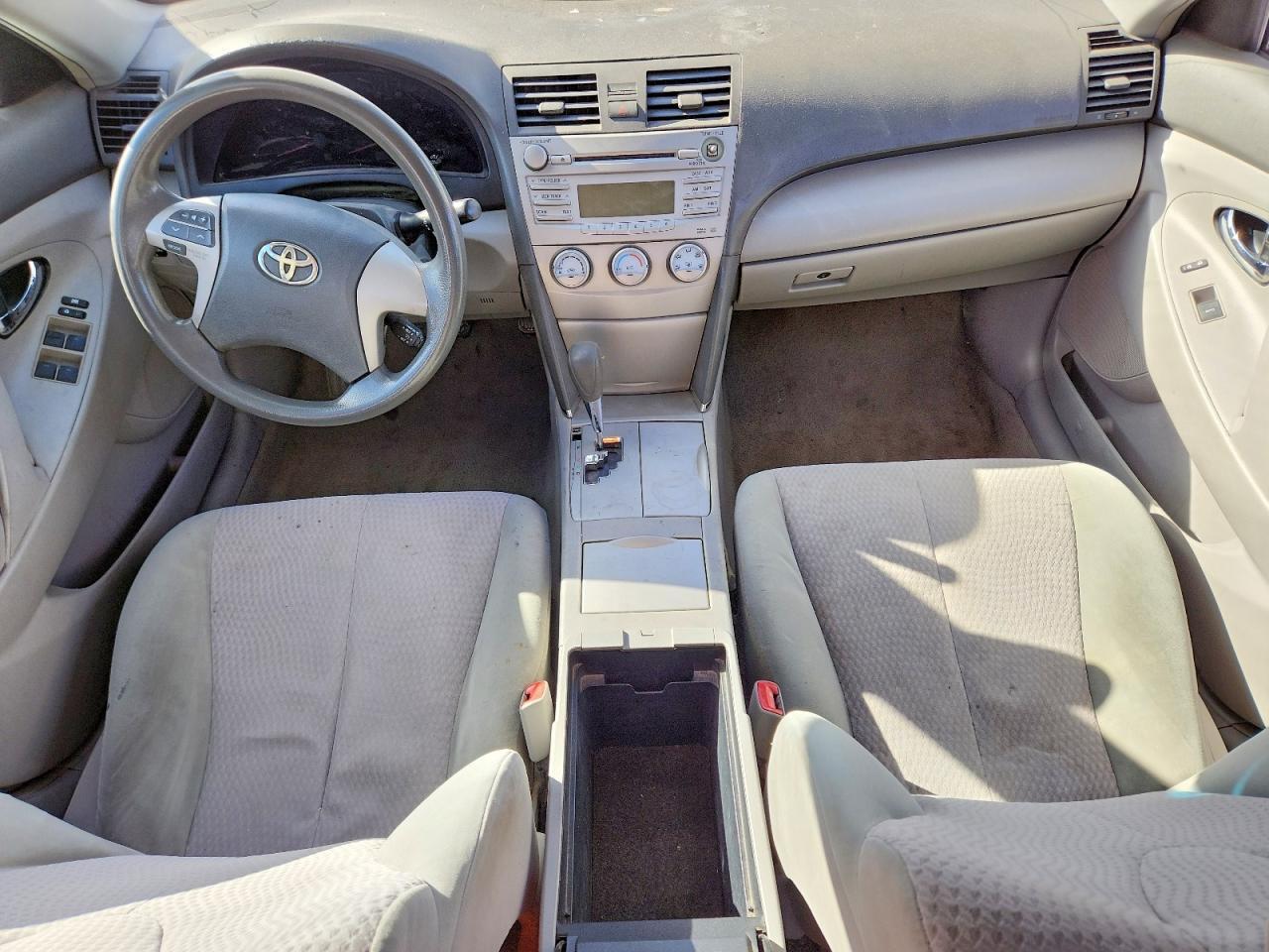 2011 TOYOTA CAMRY
