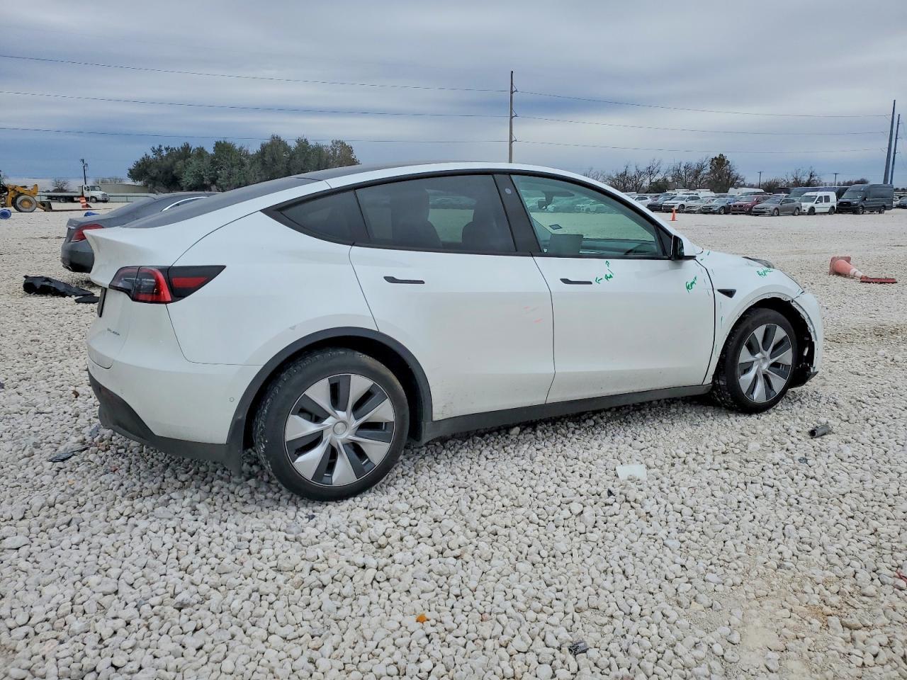 2021 TESLA MODEL Y