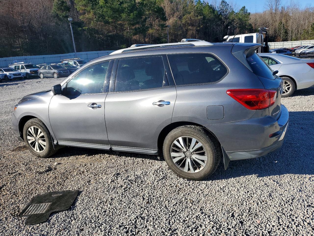 2018 NISSAN PATHFINDER
