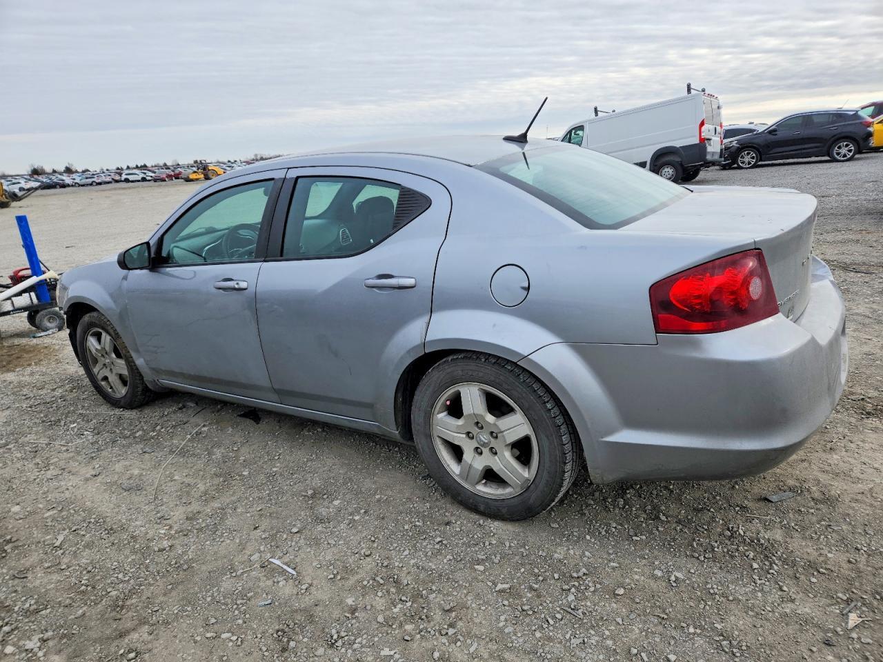 2014 DODGE Avenger