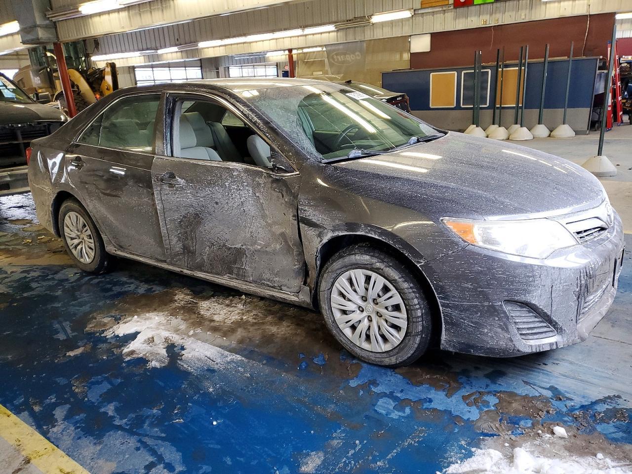 2013 TOYOTA CAMRY