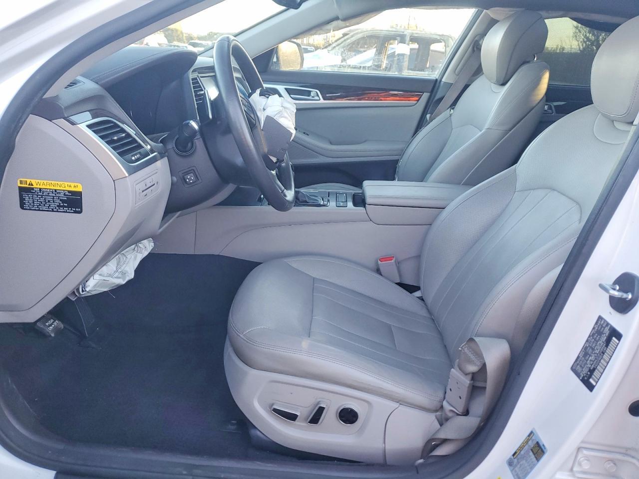 2015 HYUNDAI GENESIS