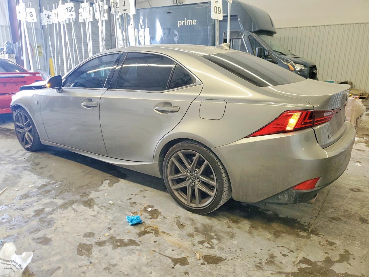 2016 LEXUS IS 200t