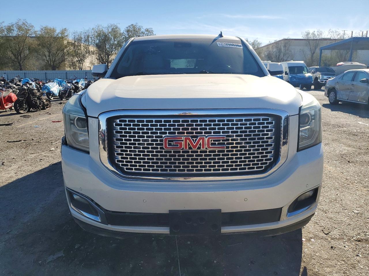 2015 GMC Yukon