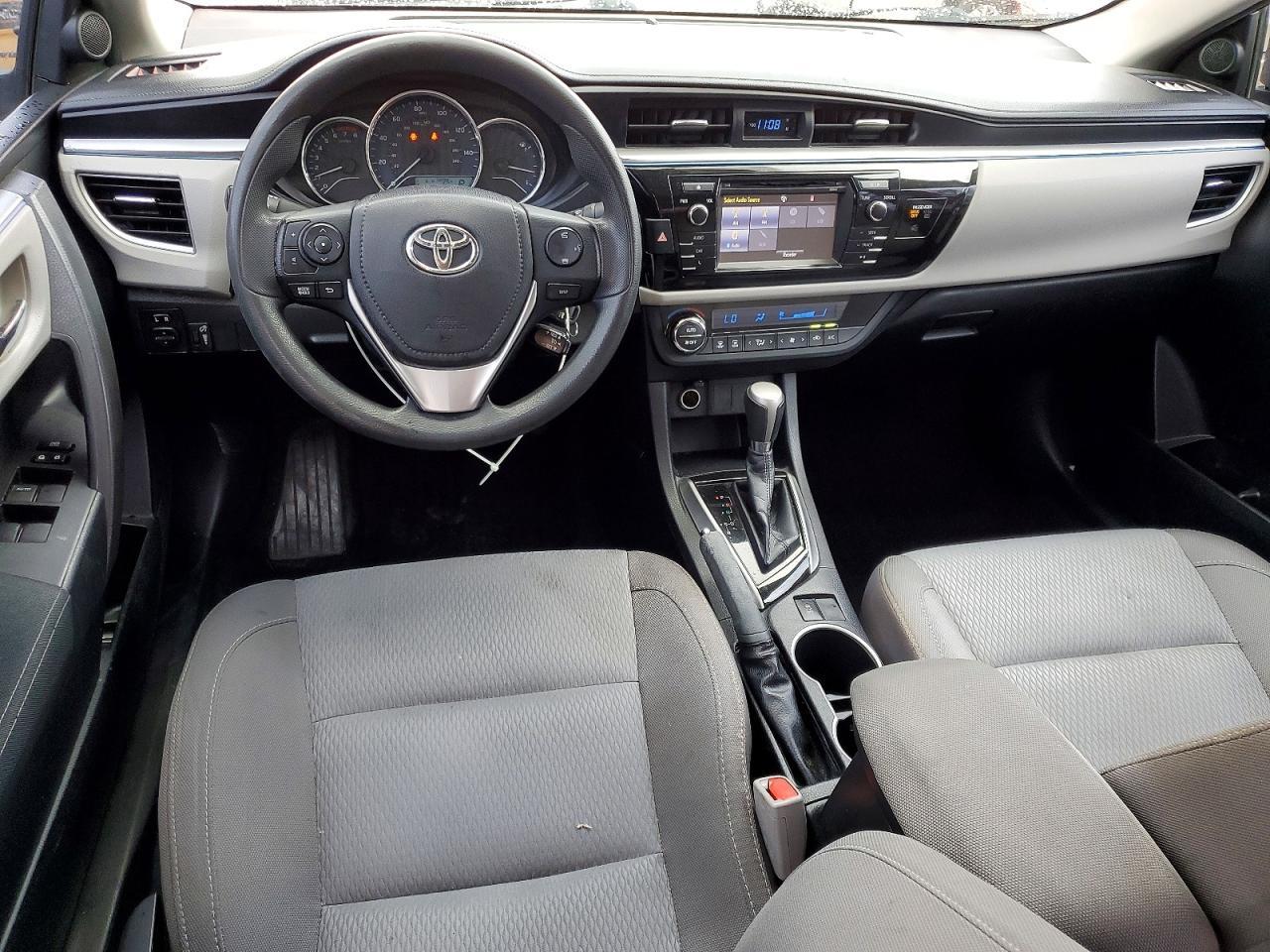 2015 TOYOTA COROLLA
