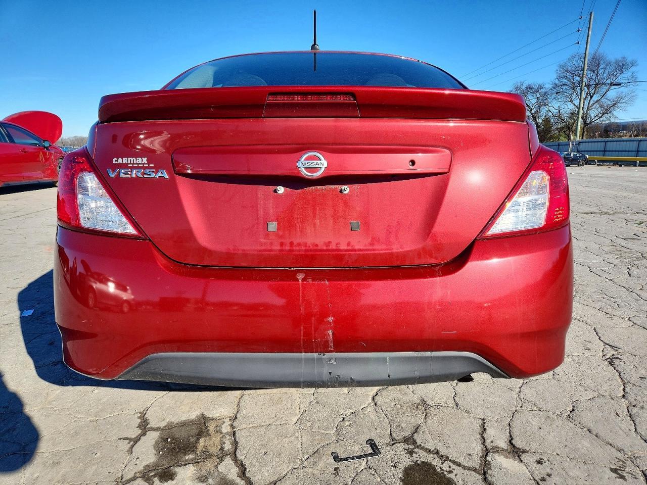 2017 NISSAN VERSA