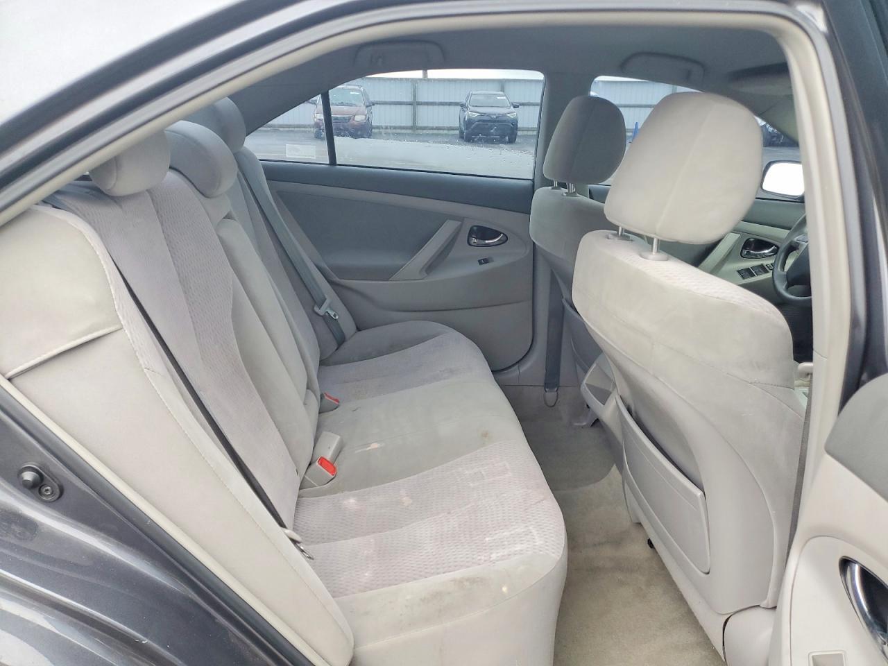 2010 TOYOTA CAMRY