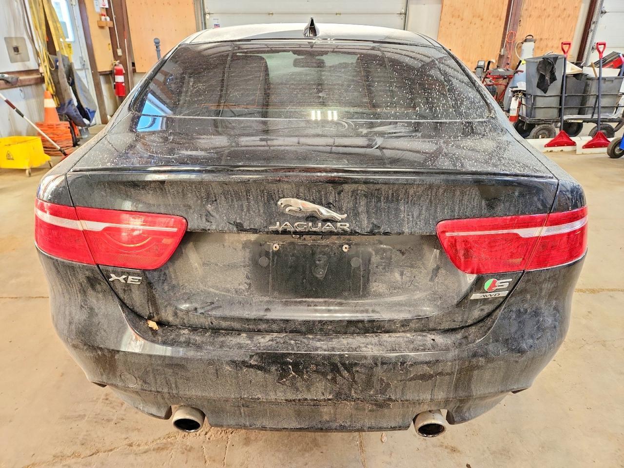 2018 JAGUAR XE