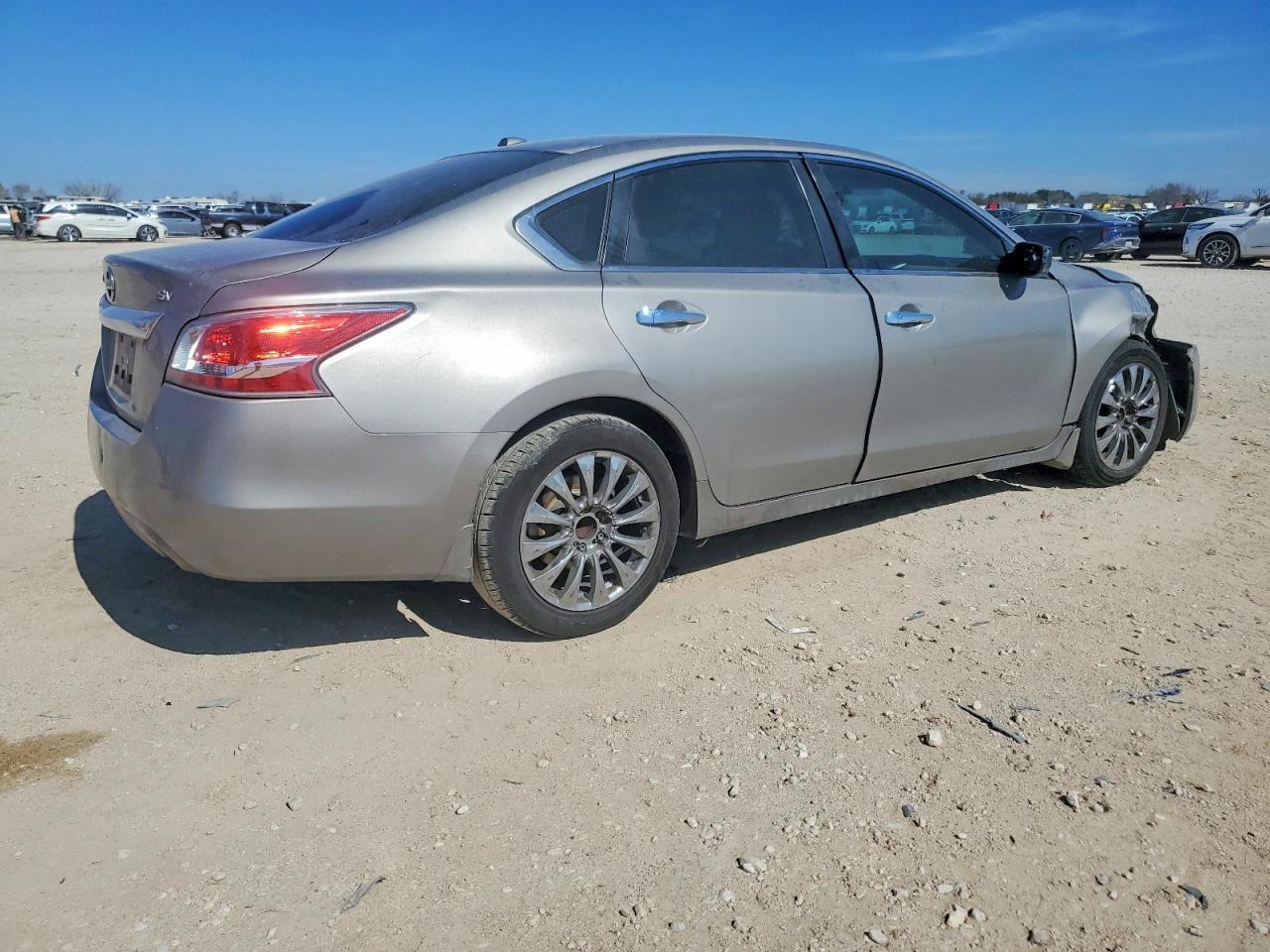 2015 NISSAN ALTIMA