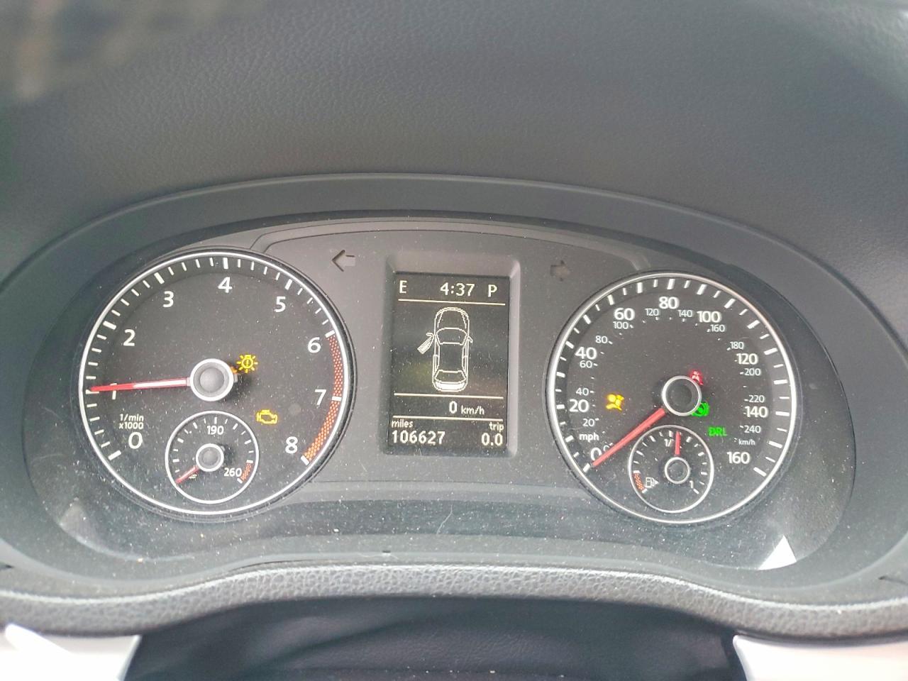 2012 VOLKSWAGEN Passat