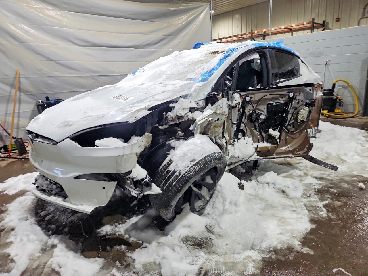 2022 TESLA MODEL X