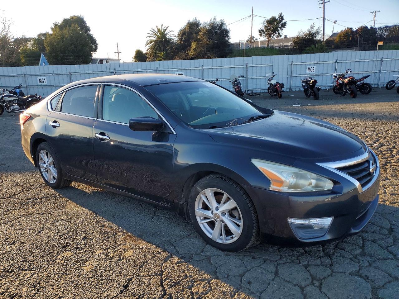 2013 NISSAN ALTIMA