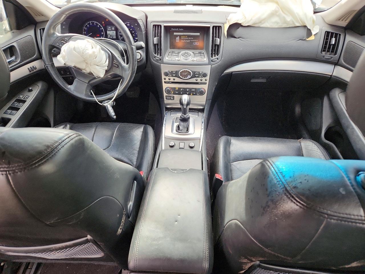 2011 INFINITI G37