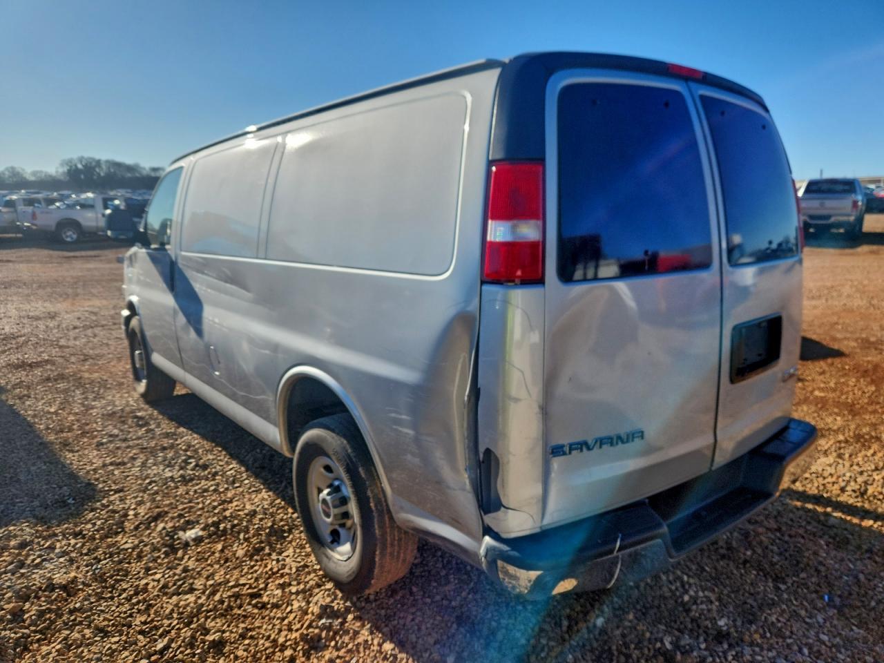 2023 GMC Savana
