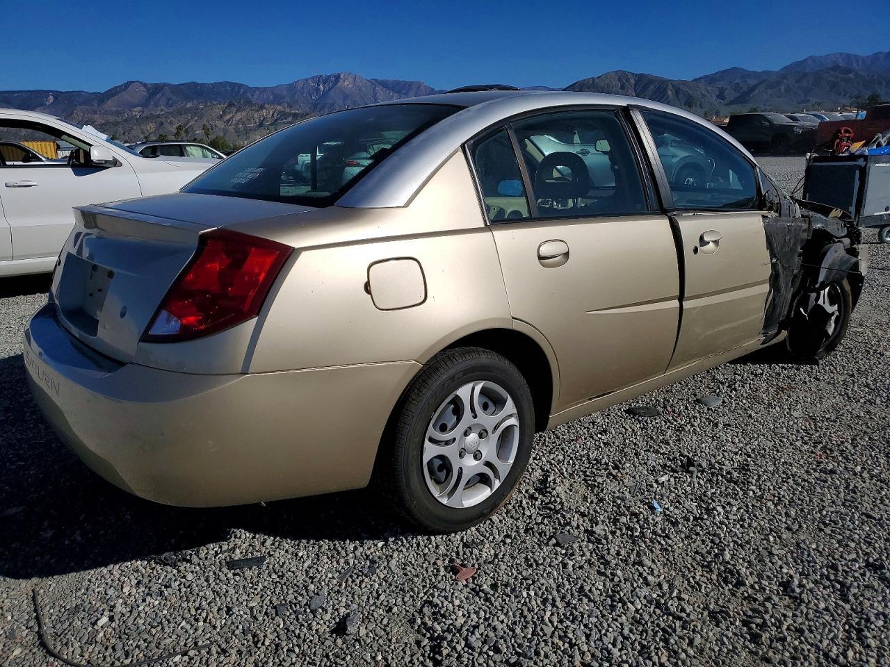 2003 SATURN Ion