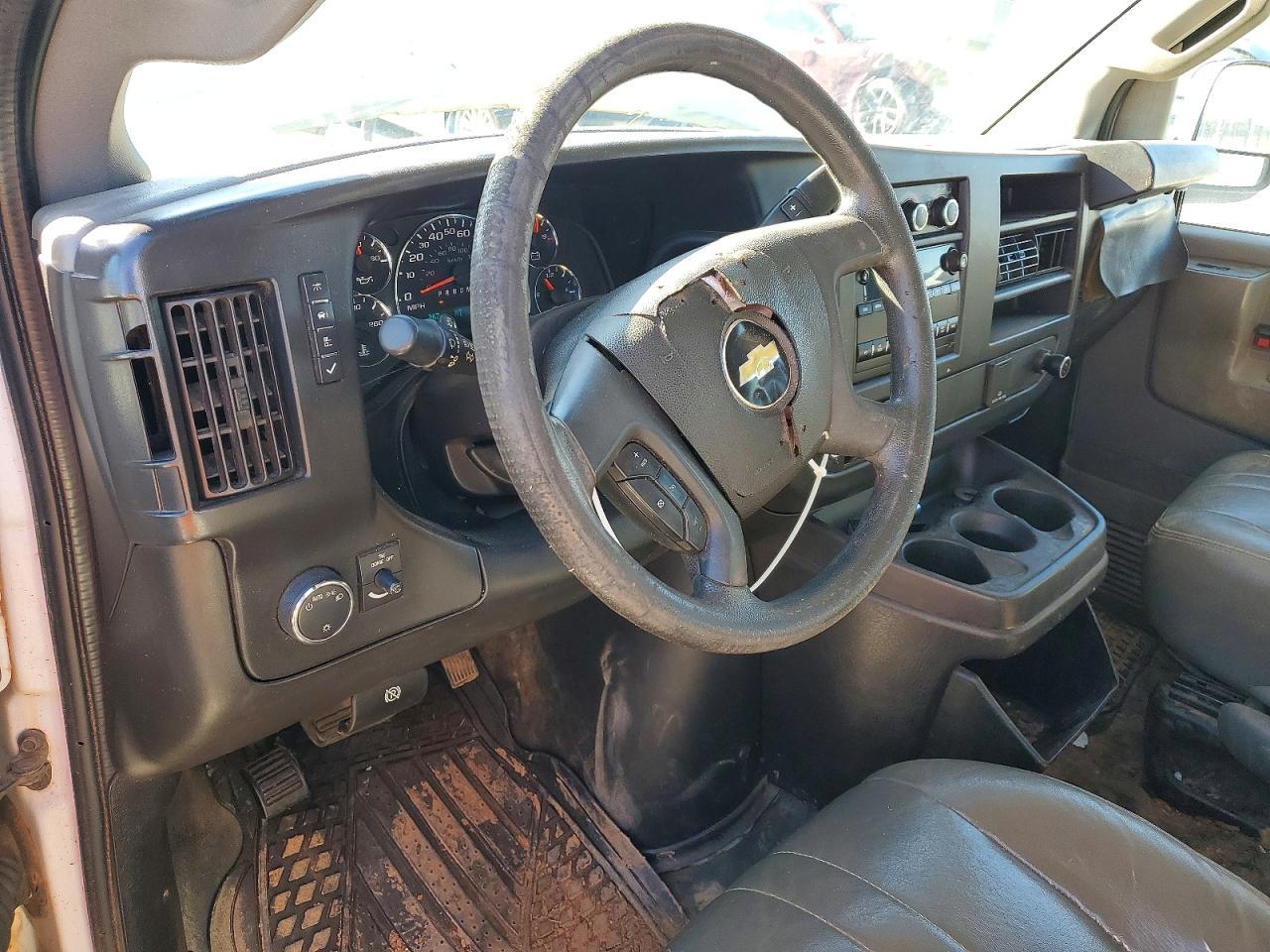 2017 CHEVROLET EXPRESS 2500