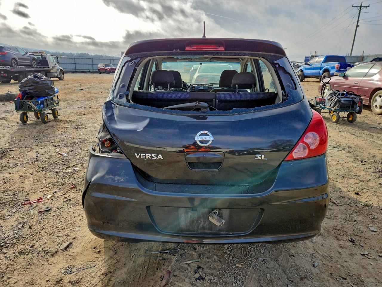 2010 NISSAN VERSA
