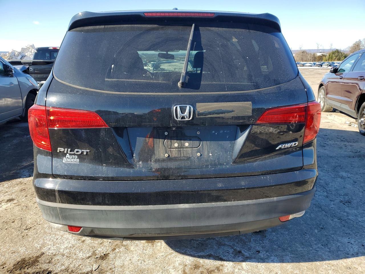 2017 HONDA PILOT