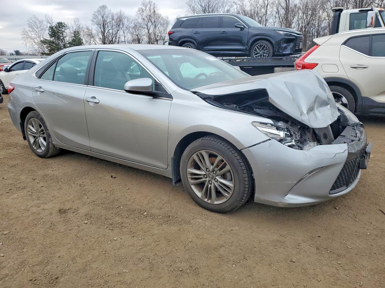 2016 TOYOTA CAMRY