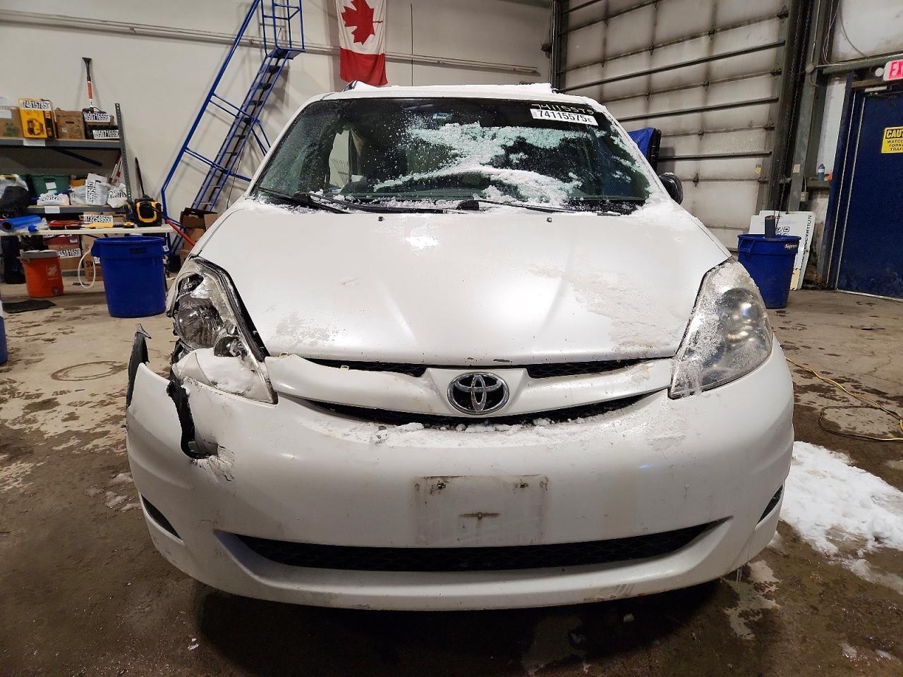 2006 TOYOTA SIENNA