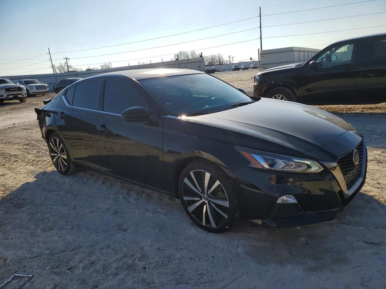 2022 NISSAN ALTIMA