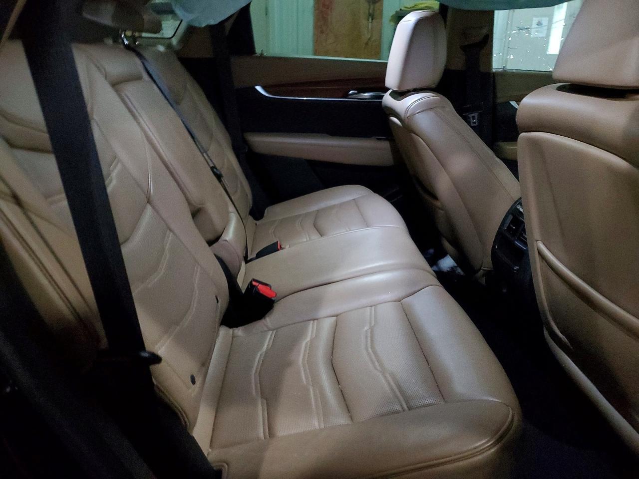 2017 CADILLAC XT5