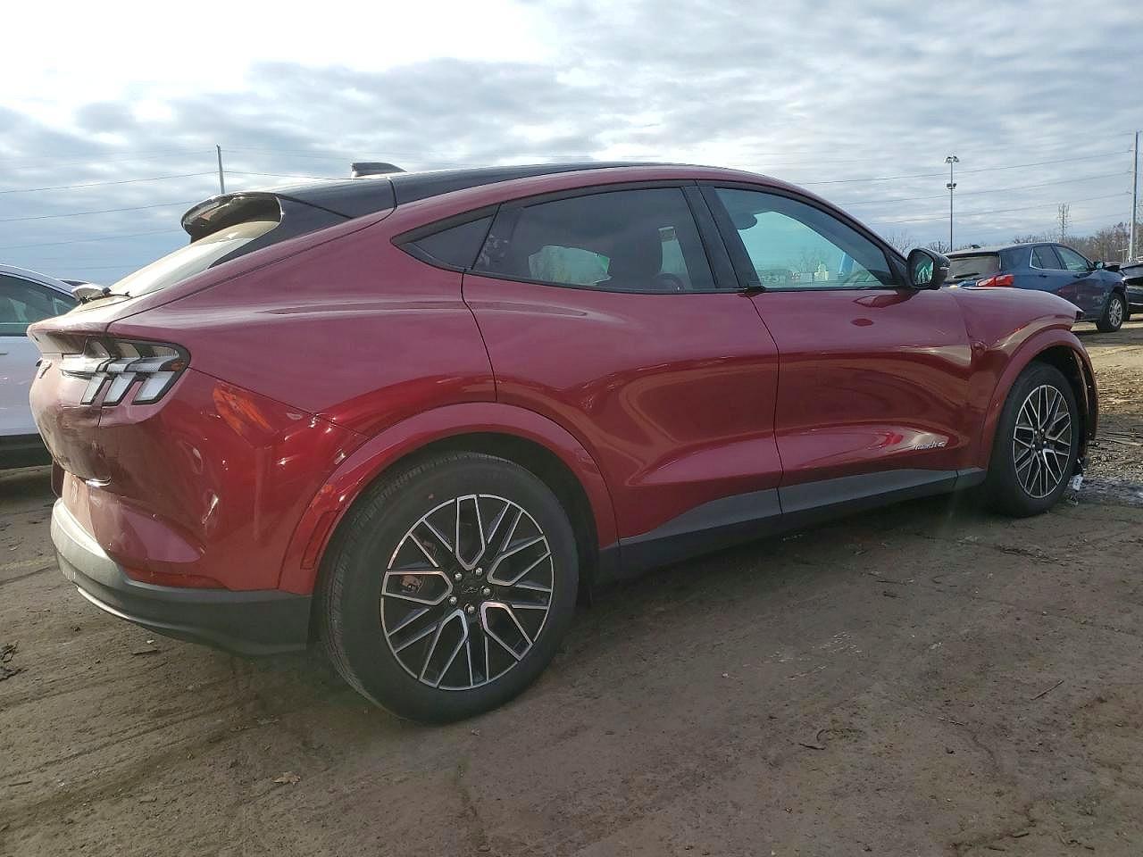 2025 FORD Mustang Mach-E