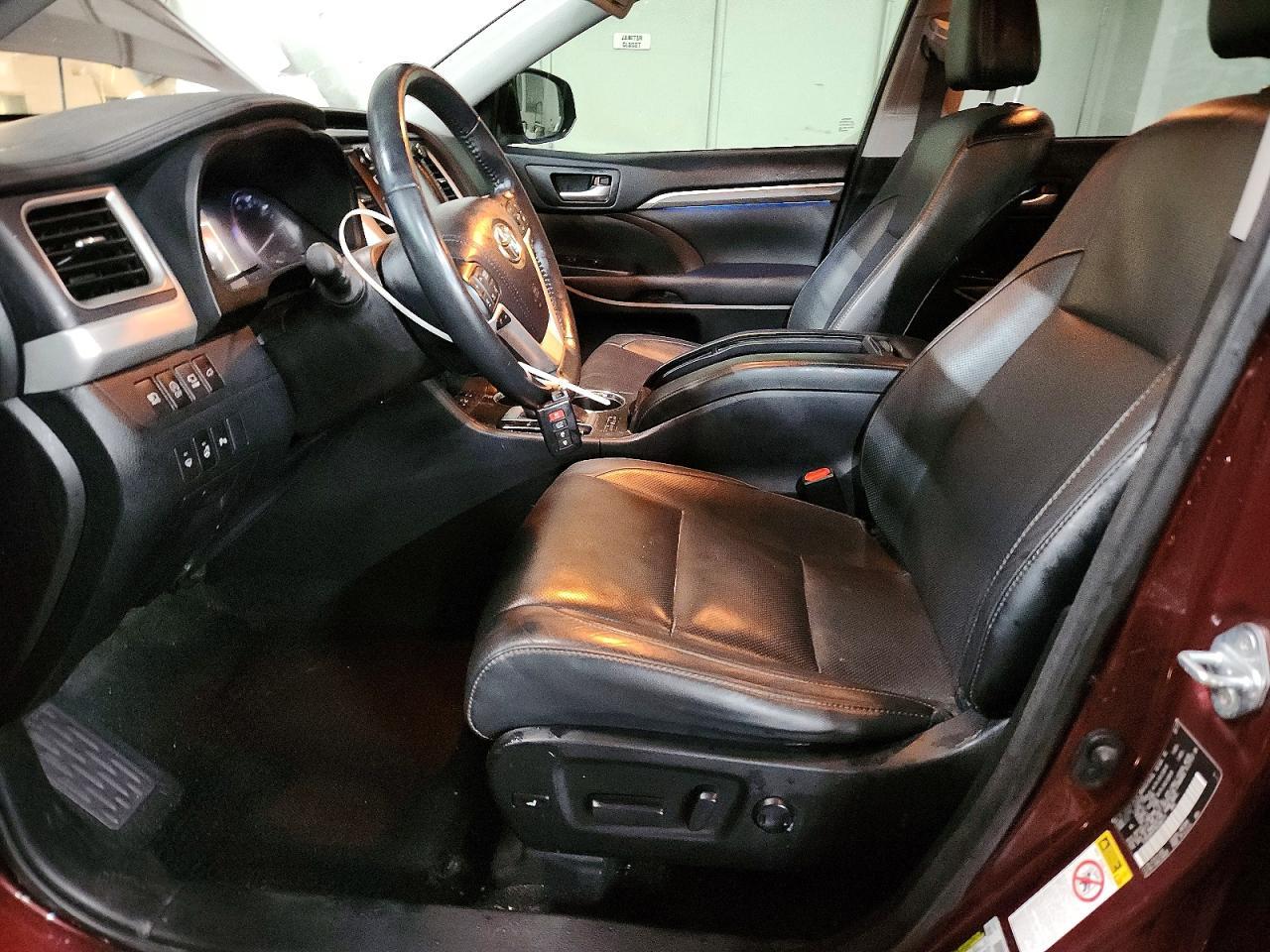 2017 TOYOTA HIGHLANDER