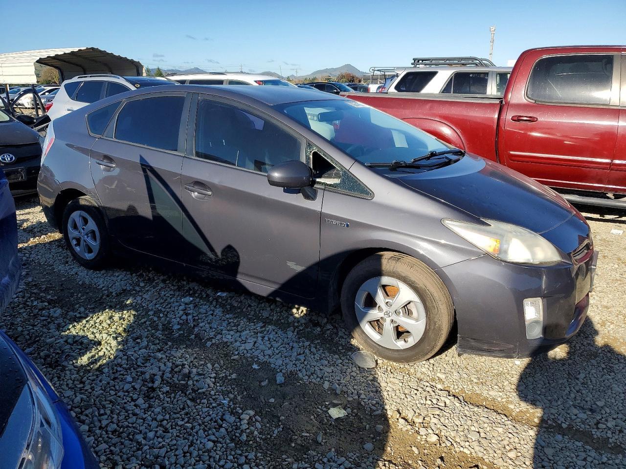 2011 TOYOTA PRIUS