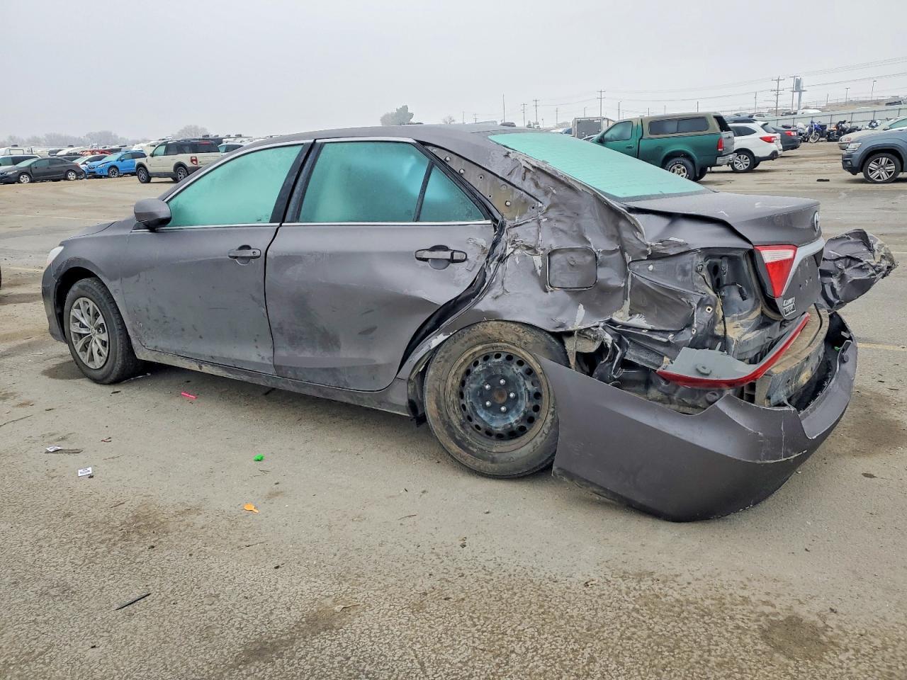 2016 TOYOTA CAMRY