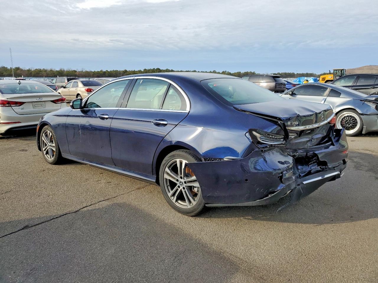 2021 MERCEDES-BENZ E-Class