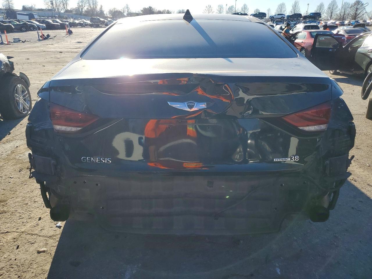 2015 HYUNDAI GENESIS