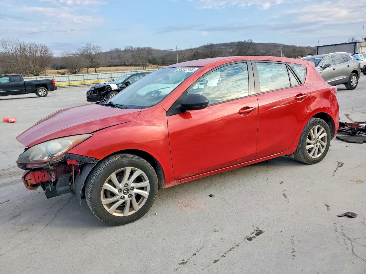 2013 MAZDA 3