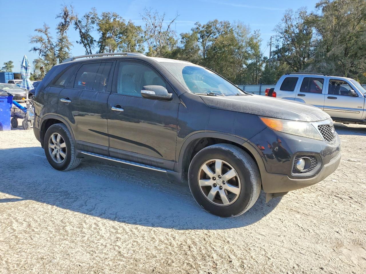 2013 KIA SORENTO