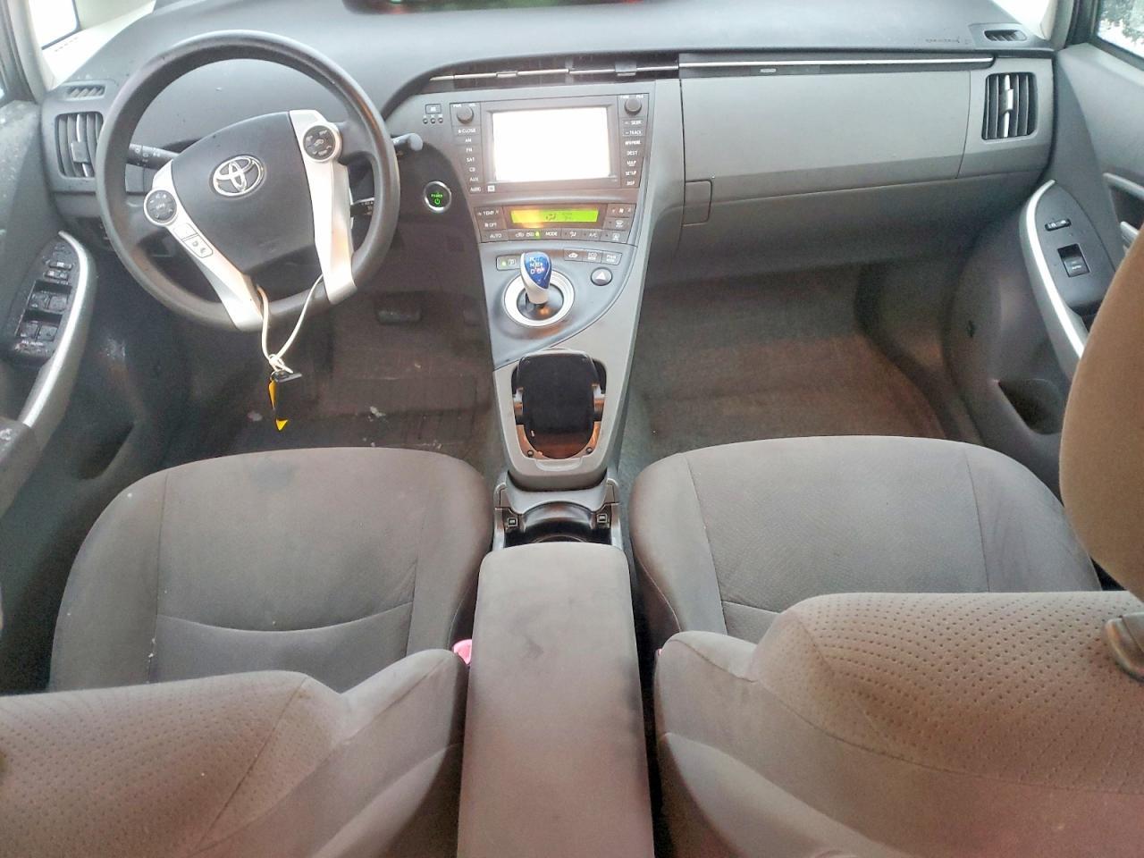 2010 TOYOTA PRIUS