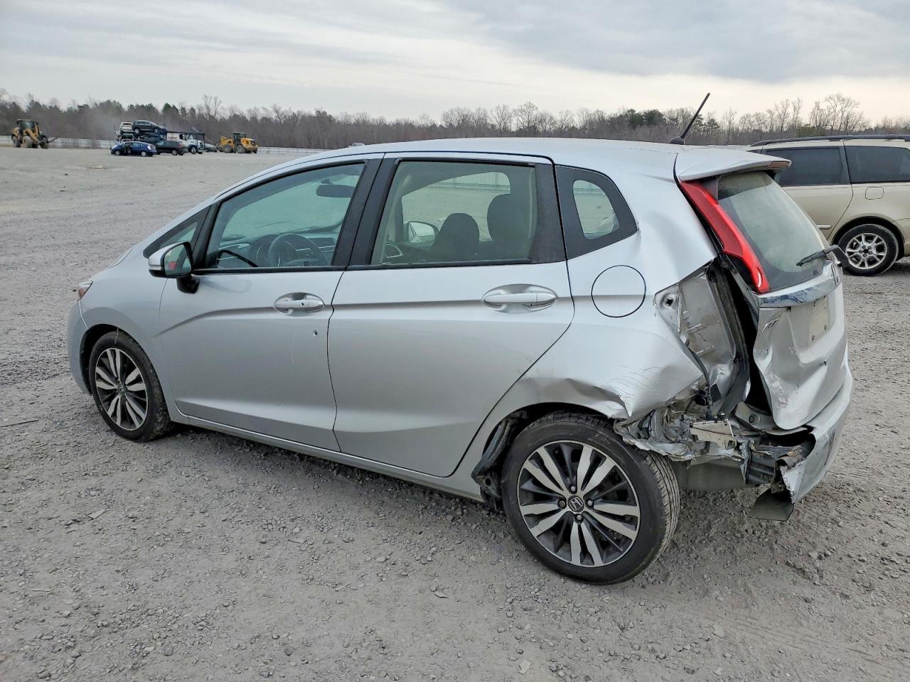 2016 HONDA FIT