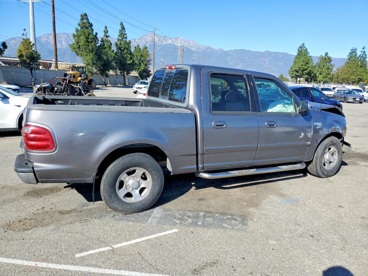 2002 FORD F-150 Lightning