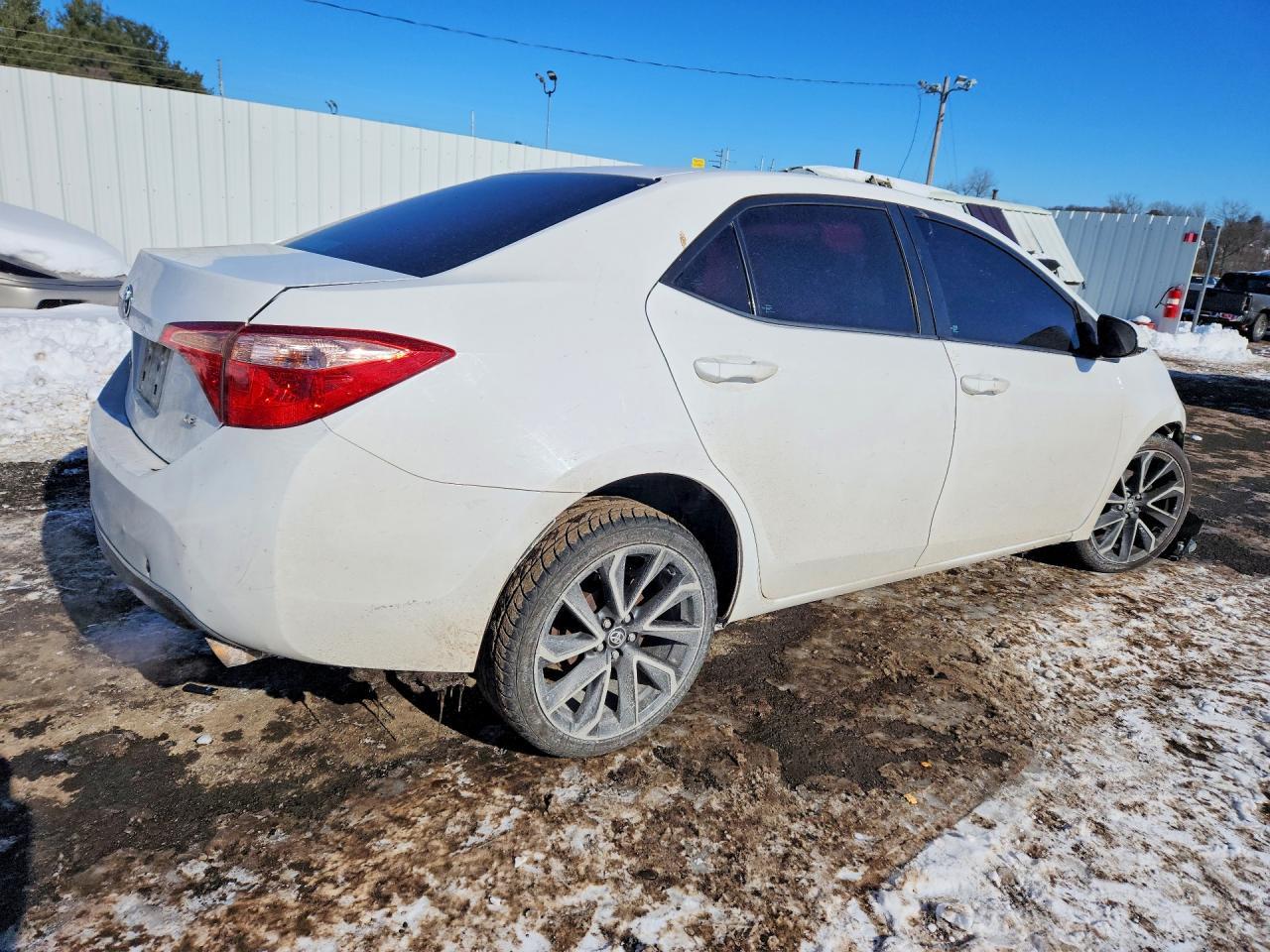 2017 TOYOTA COROLLA