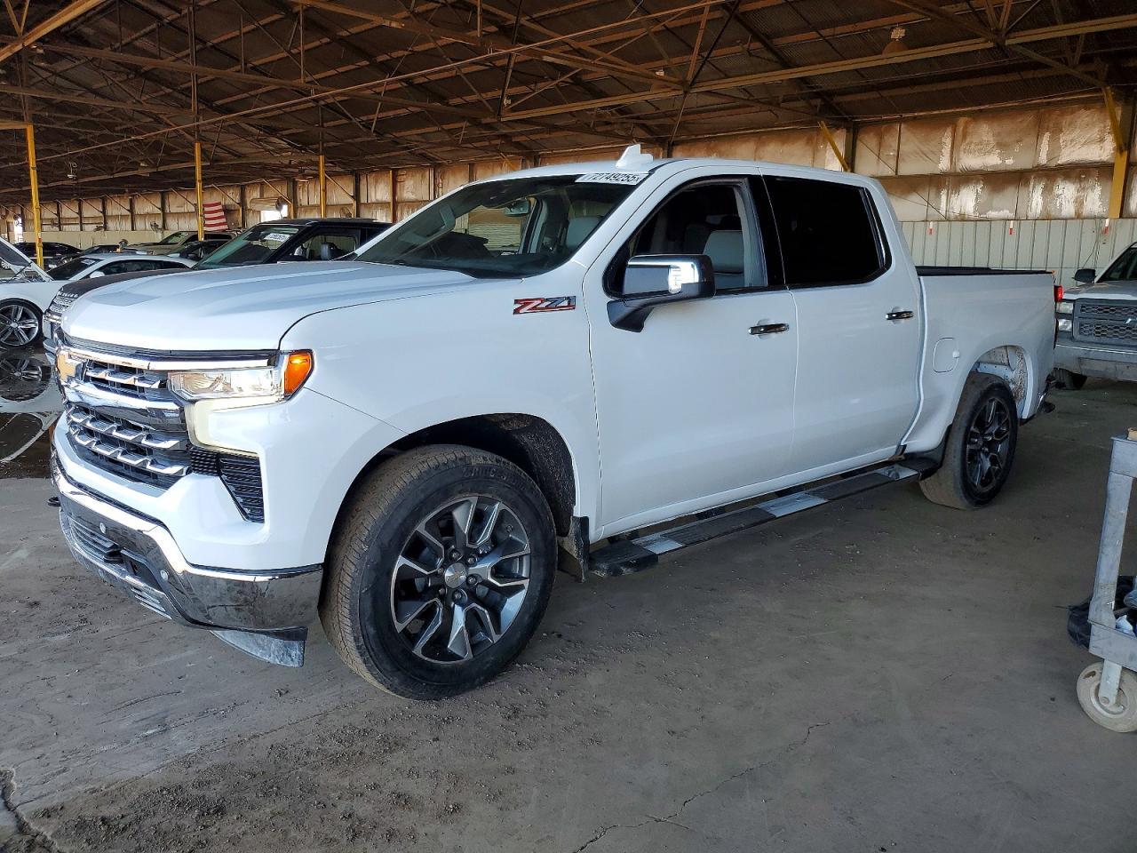 2023 CHEVROLET Silverado