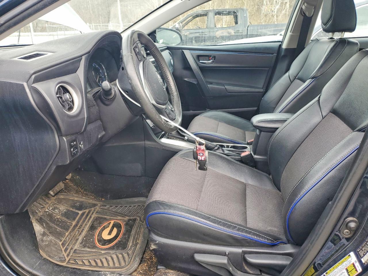 2017 TOYOTA COROLLA