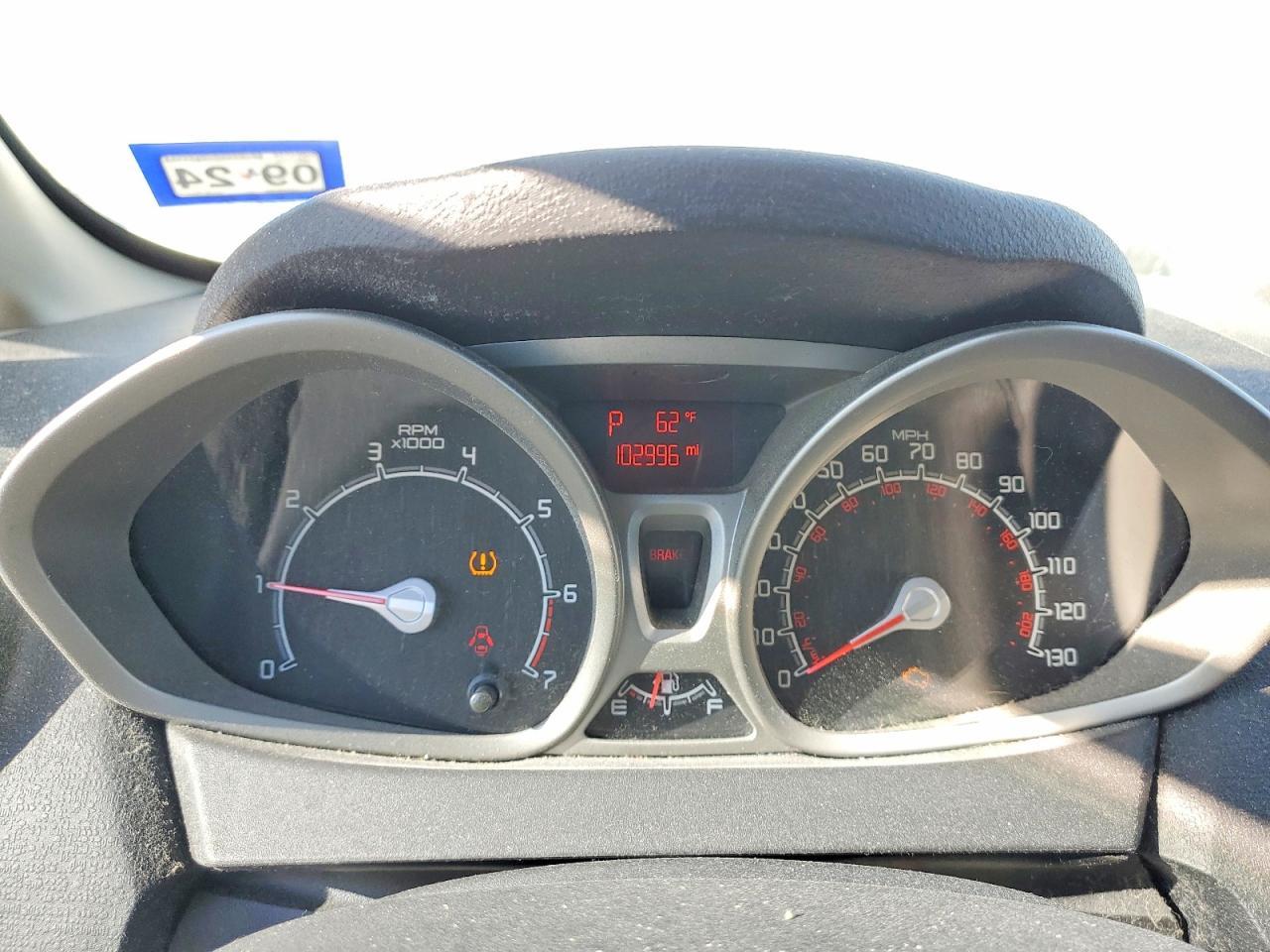 2011 FORD Fiesta