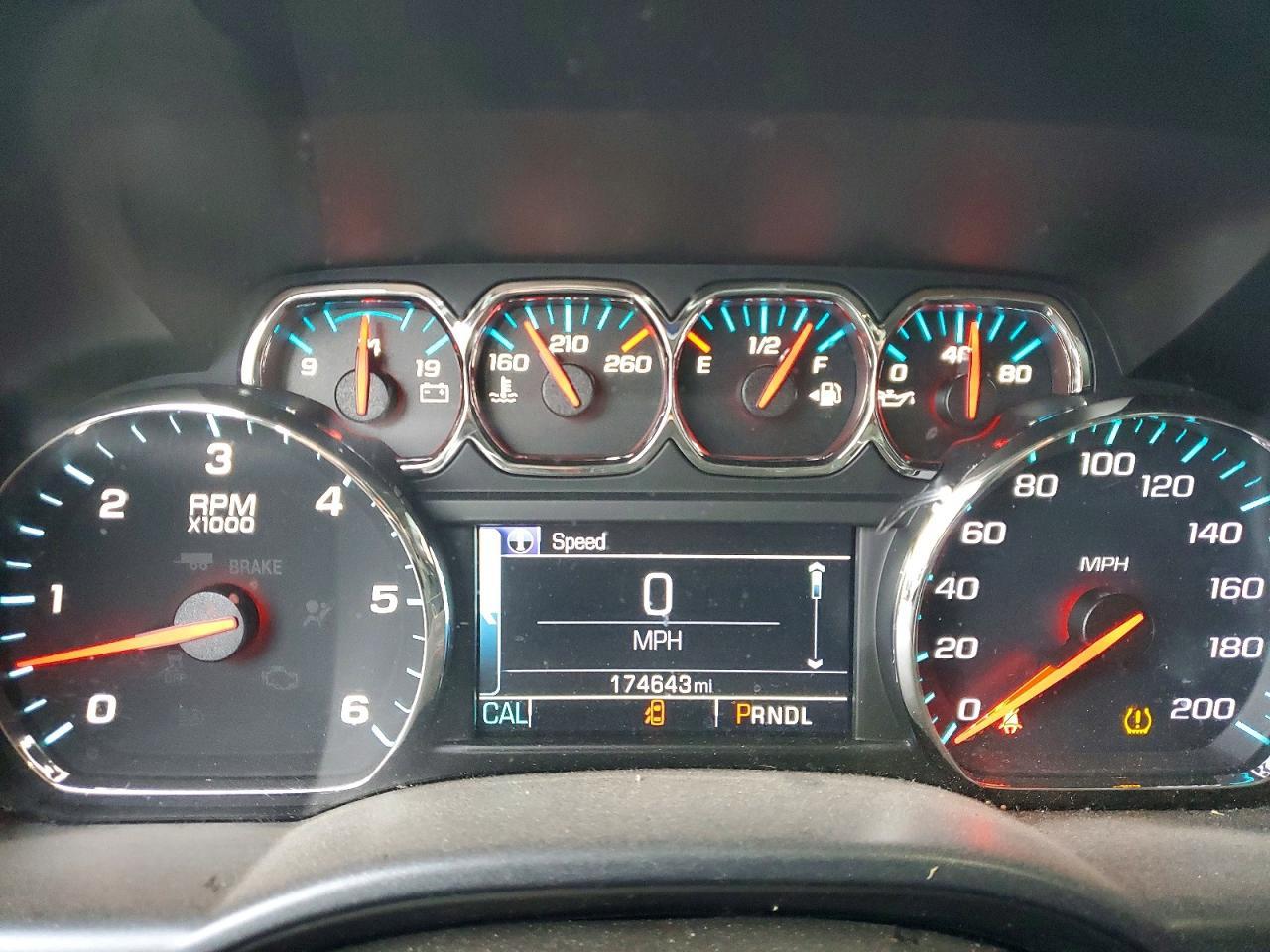 2018 CHEVROLET Silverado