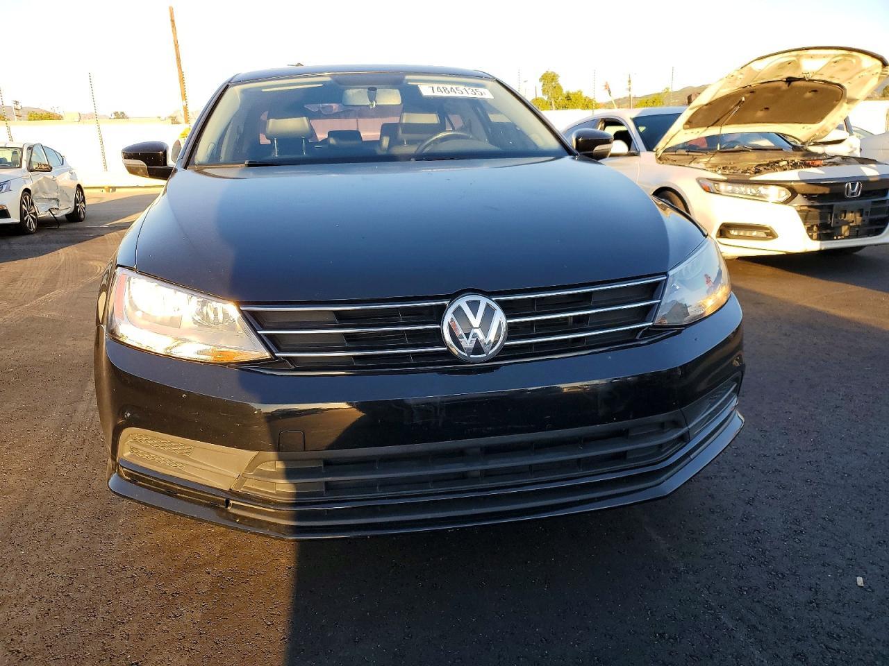 2015 VOLKSWAGEN JETTA