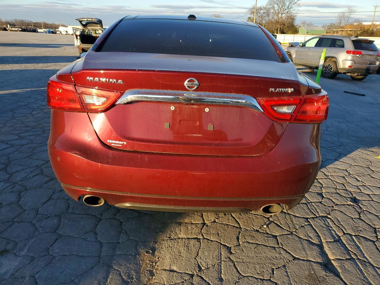 2017 NISSAN Maxima