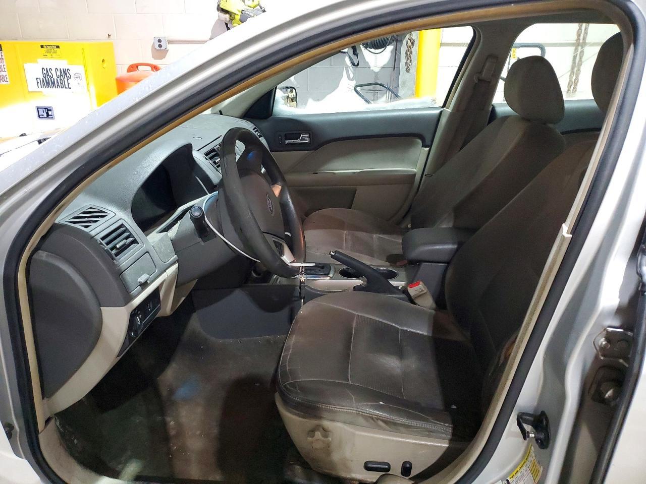 2011 FORD FUSION