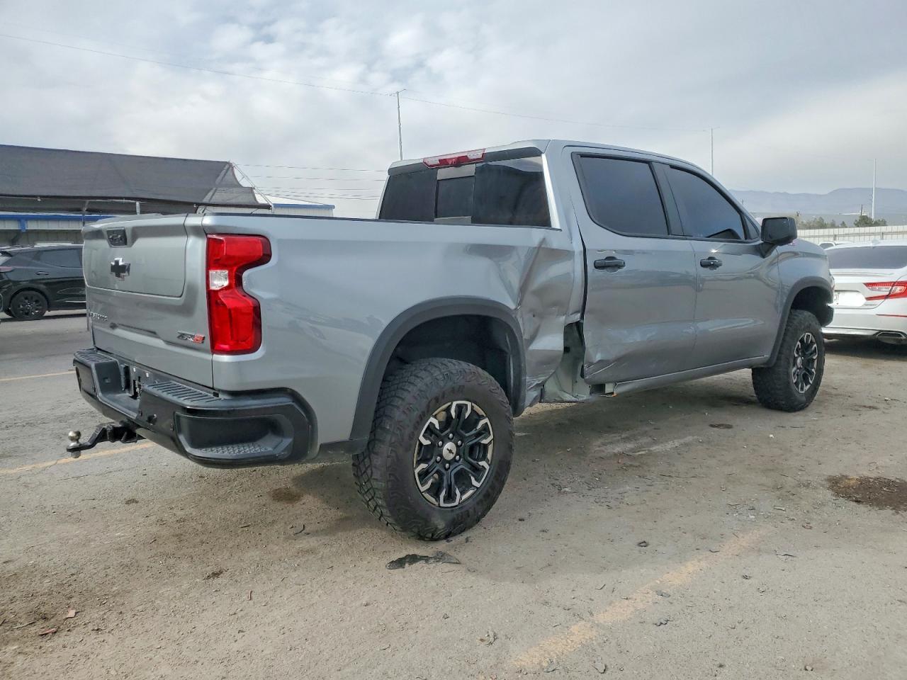 2024 CHEVROLET Silverado