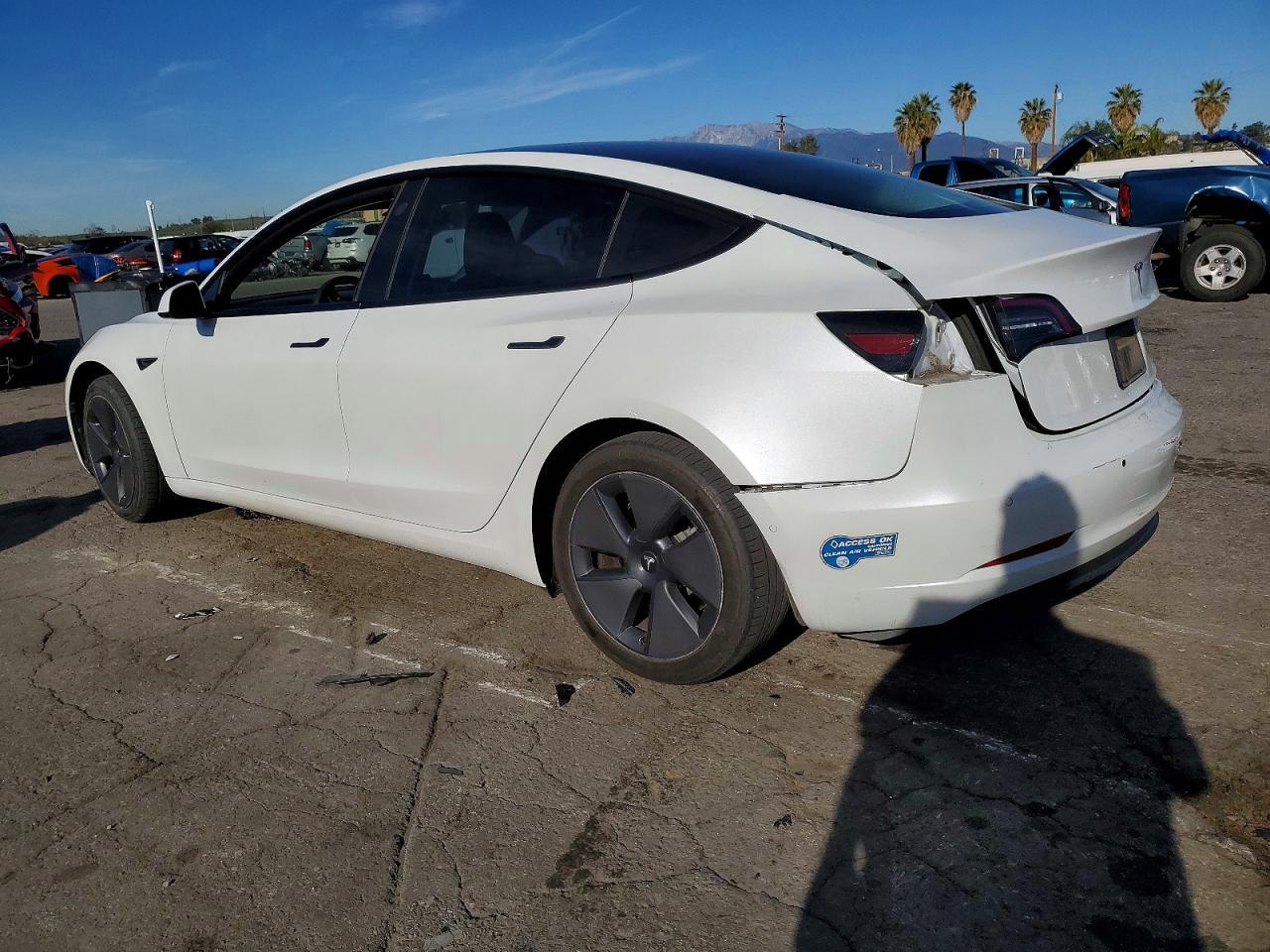 2021 TESLA MODEL 3